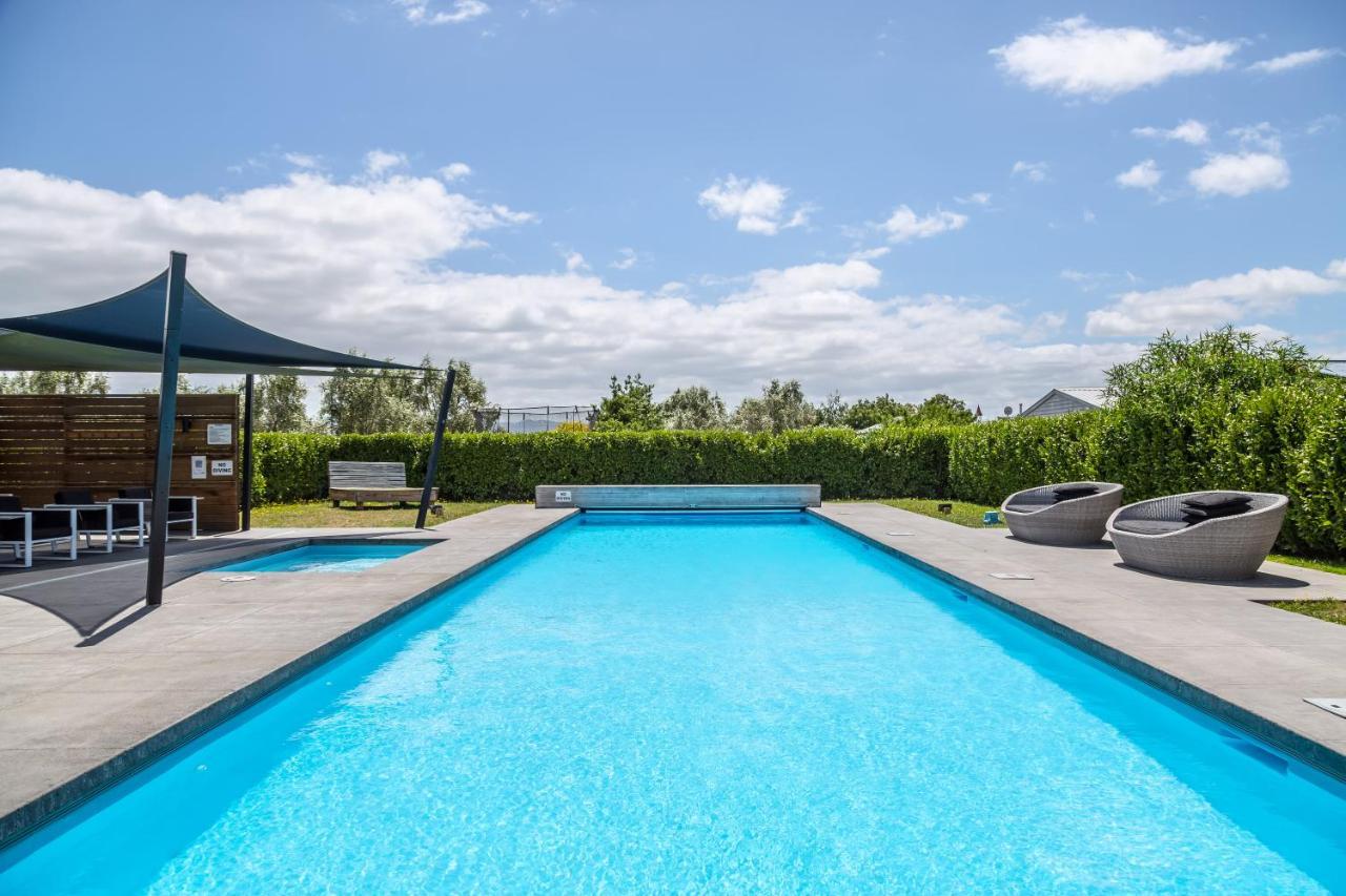 Hey Syrah Syrah! Villa Martinborough Exteriör bild